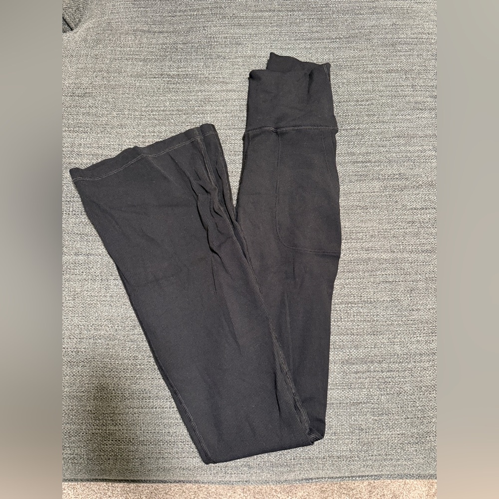 NWOT! Offline by Aerie Ribbed Bootcut Leggings